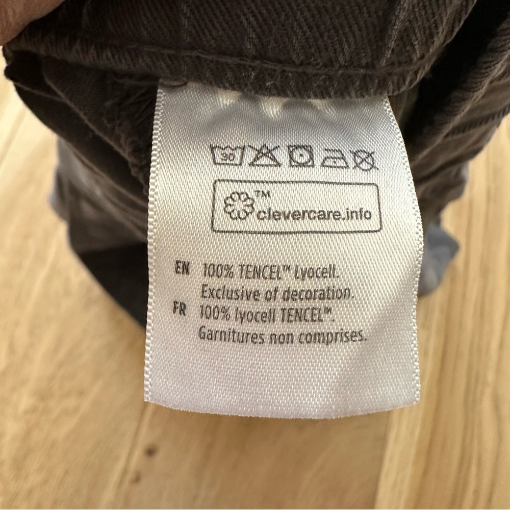 Tentree Instow shorts in Periscope Grey - Picture 9 of 9
